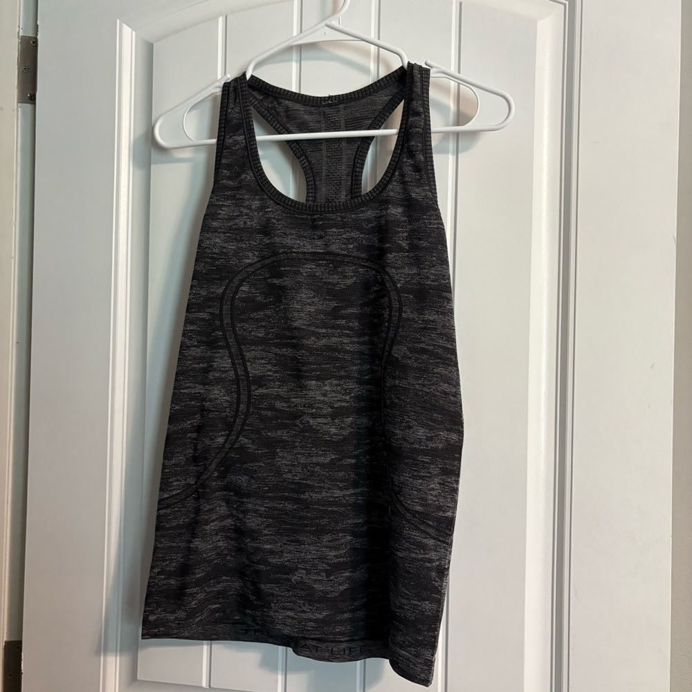 Lululemon Grey Tank Tops Set of 2 - Picture 5 of 7